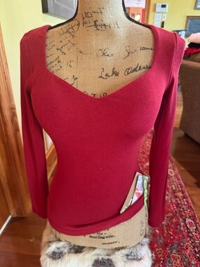 OGL LONG SLEEVE SWEETHEART NECKLINE BRA TOP NWT